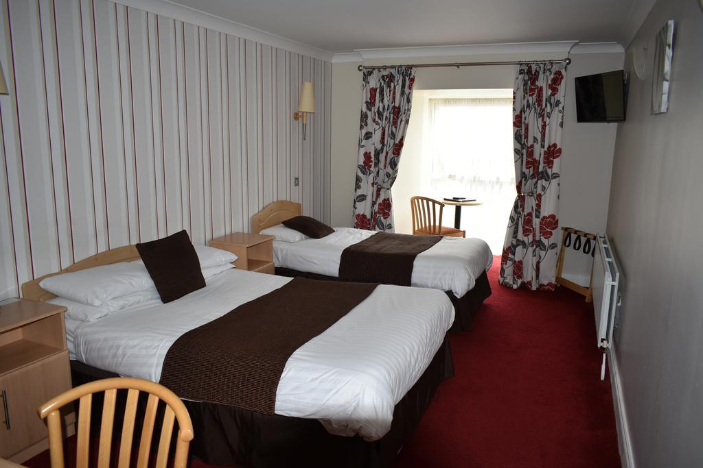 The Corralea Court Hotel Tuam Eksteriør billede
