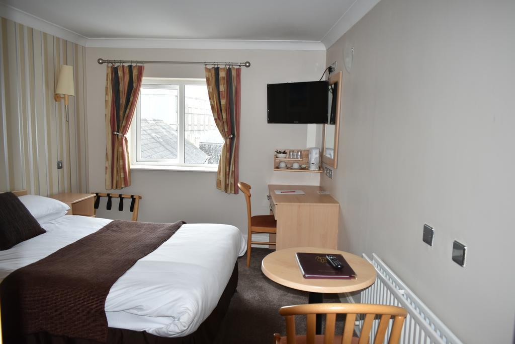 The Corralea Court Hotel Tuam Eksteriør billede