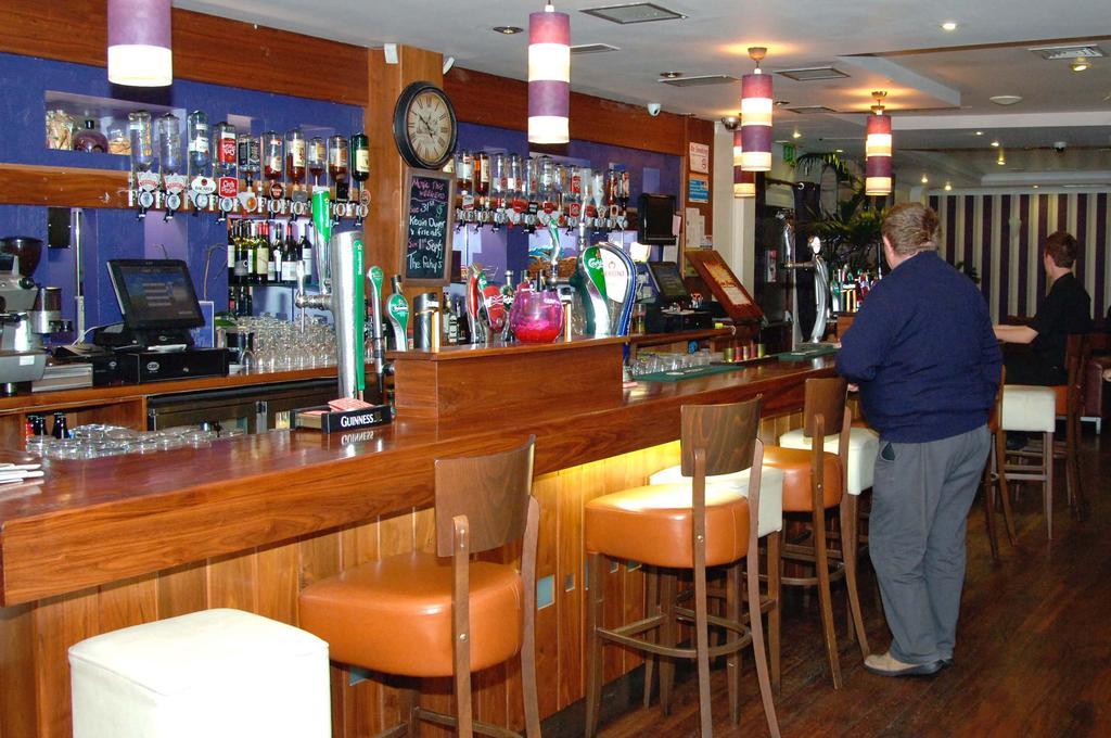 The Corralea Court Hotel Tuam Eksteriør billede